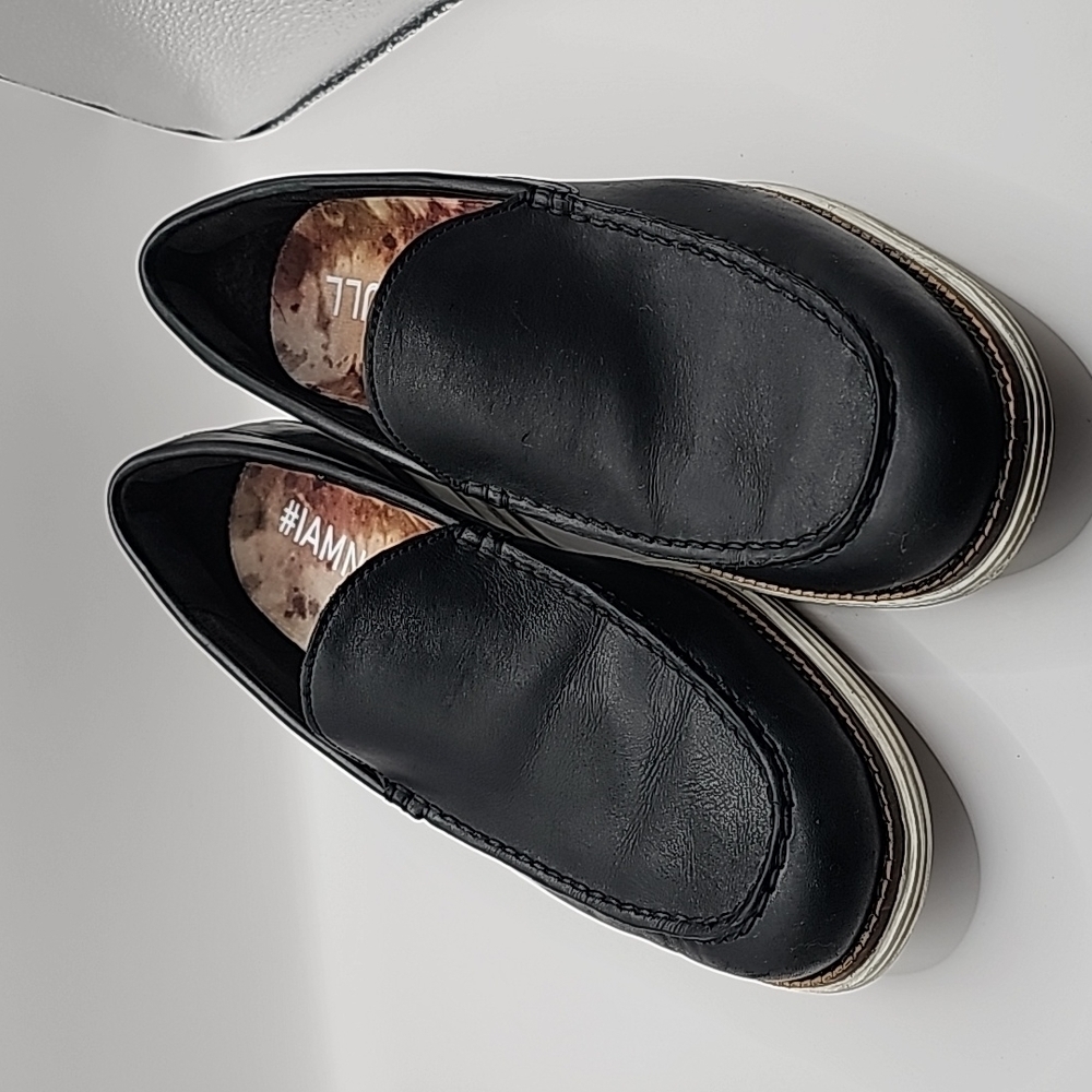 Cole haan mens casual loafers size 9m